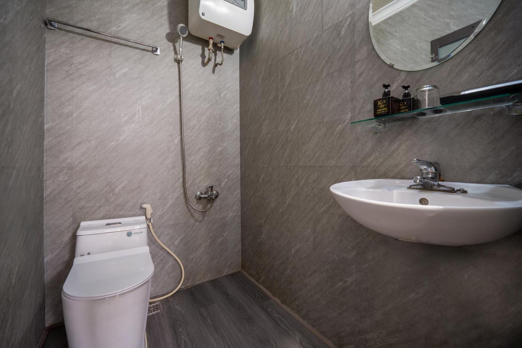 Kly Apartment Hotel Hue Eksteriør bilde